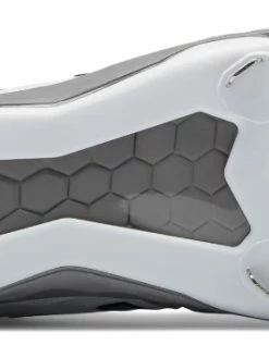 New Balance – Grey/White Low-Cut L3000v4 Metal Spikes (L3000GW4) -Baseballism shop products l3000gw4 3