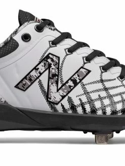 New Balance 4040v5 Metal Spikes – Black/White (L4040PW5)