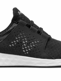 New Balance – Black/White Fresh Foam Running Shoes (MCRUZBK)