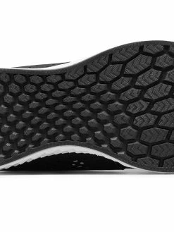 New Balance – Black/White Fresh Foam Running Shoes (MCRUZBK) -Baseballism shop products mcruzbk 4