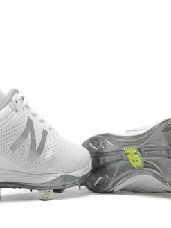 New Balance SM4040W1 White/White Women’s Fastpitch Spikes -Baseballism shop products sm4040w1 3